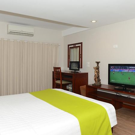 Golden Land Hotel Hanoi Exterior photo